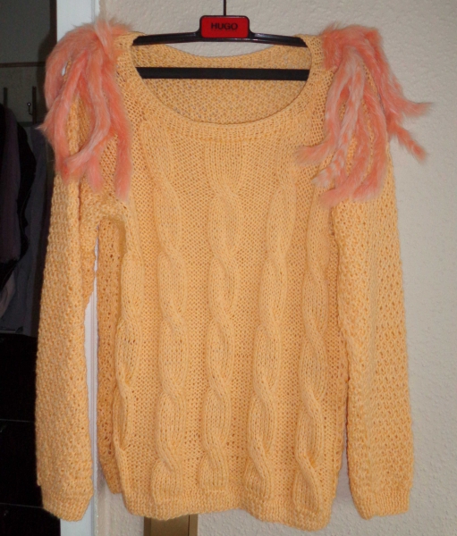 Neuer Handgestrickter Pullover Echtfell Handarbeit Einzelstück aprikose