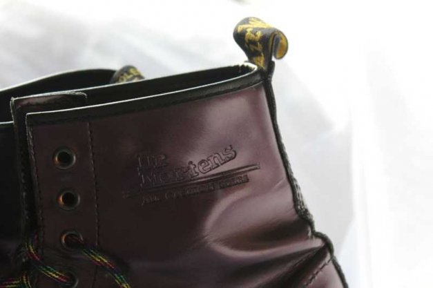 Dr. Martens metallic lila Gr. 40