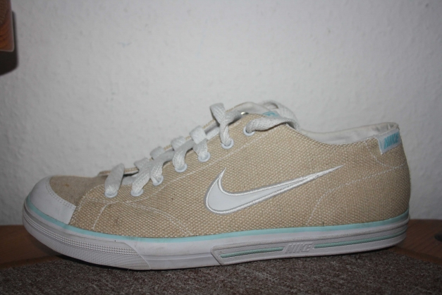 Turnschuhe von Nike in Bastoptik