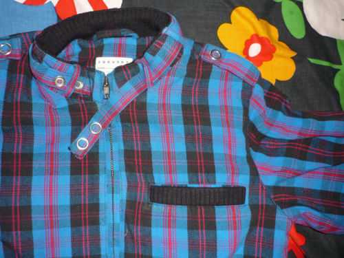 * NEU * Forvert * Jacke Gr S 46 * schwarz blau rot kariert * Preis: VB