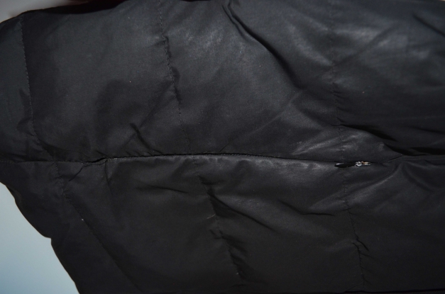 Schwarzer Daunenmantel Echtpelz Mango XS