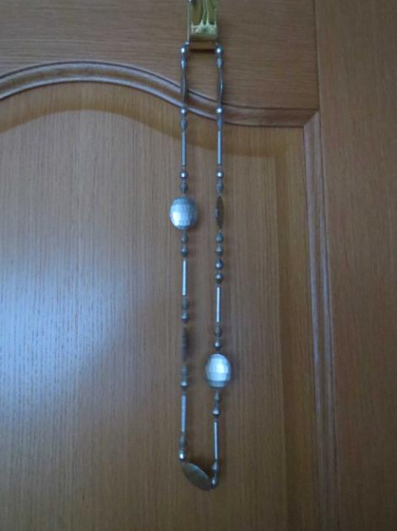 2 Ketten, silber-grau, 47 cm lang