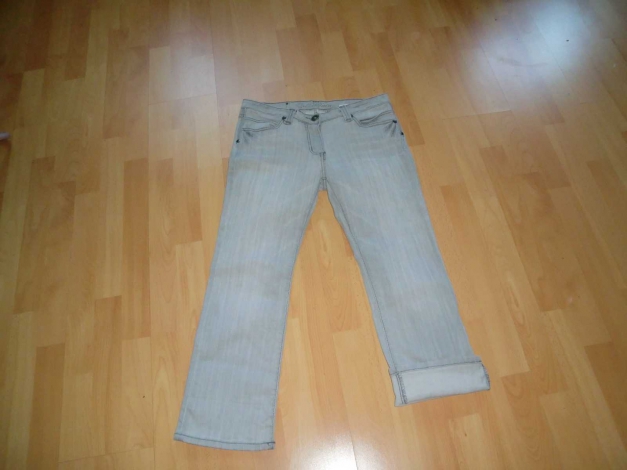 Jeans 7/8-Länge, Gr. 30, grau