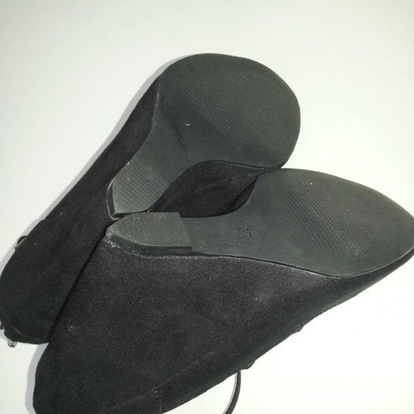 H&M schwarze Keilabsatzschuhe mit Riemchen Gr. 37