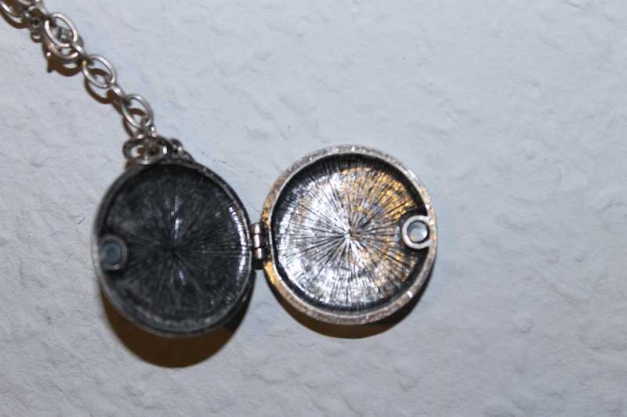 süße blümchenkette aufklappbar clip