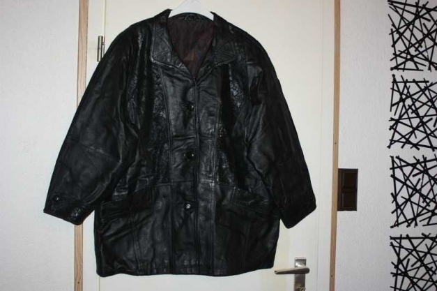 Lederjacke mit Applikationen, Gr. 46, echtes Schweinsnappa