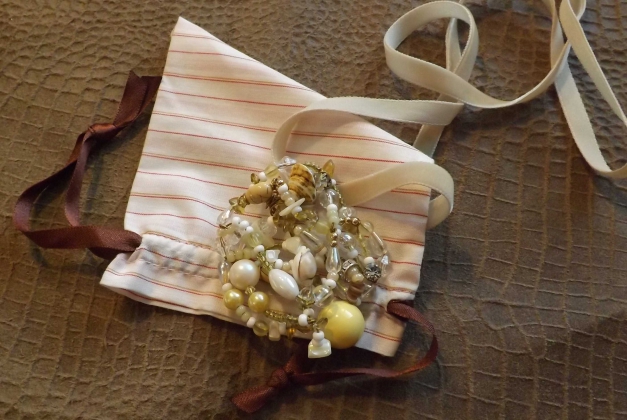 Halsschmuck. Anhänger. 