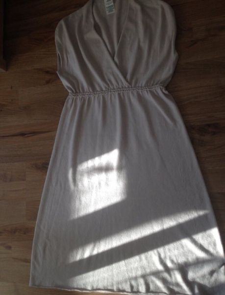 Cremefarbenes Kleid von Lafee Maraboutee