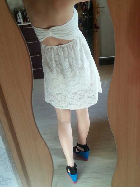 weißes Bandeaukleid Größe S/M