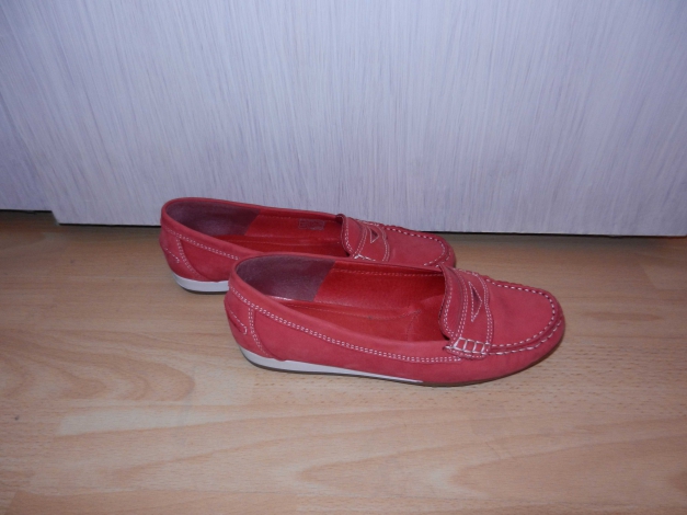 Halbschuhe von Ara, Rot mit Weiß