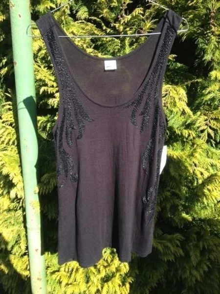 NEU Blogger Partytop schwarz Perlen Gina tricot mit Etikett Größe S