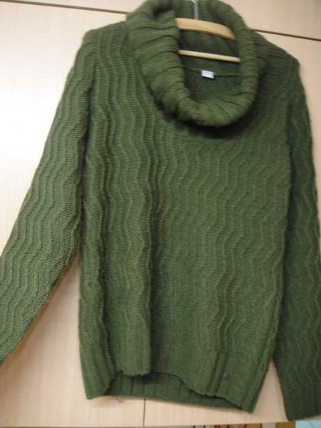 Rollkragen Pullover S.Oliver in Gr. M olivgrün