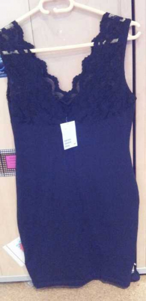 H&M Kleid mit Spitzendetails