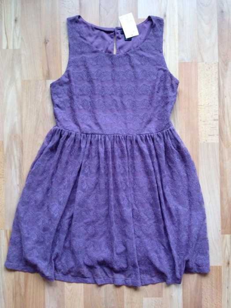 H&M Spitzenkleid lila violett Kleid Spitze neu M