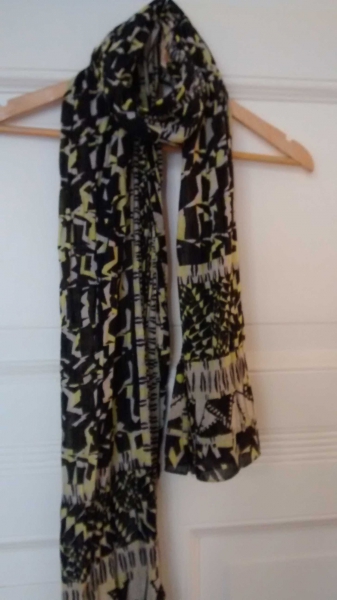 schwarz-weiß-neon-gelbes, langes Tuch/Schal