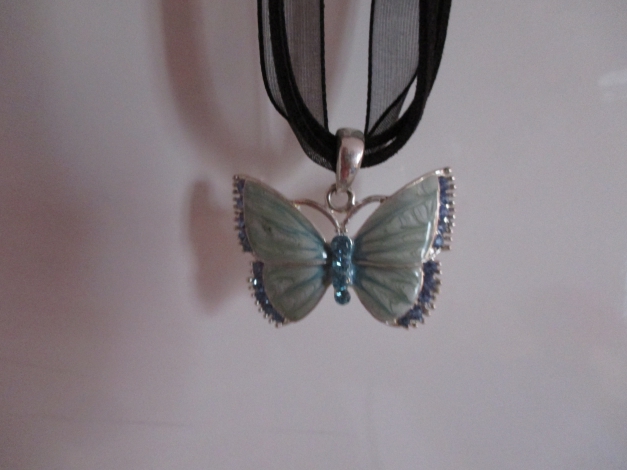 schöne Schmetterling Halskette