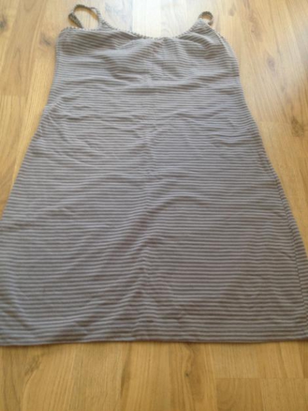 Gestreiftes Kleid von Consequent marine