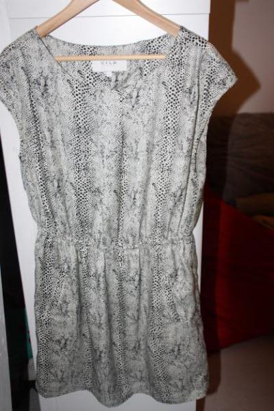 Schönes VILA Kleid