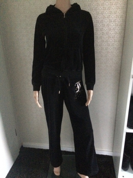 Toller Juicy Couture Anzug / Tracksuit , Nicki , schwarz , Gr. M , Glitzer 