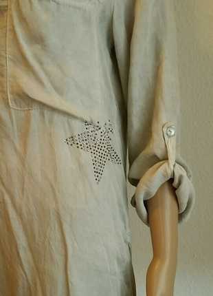 Wunderschöne Bluse mit Steinchen von Made in Italy