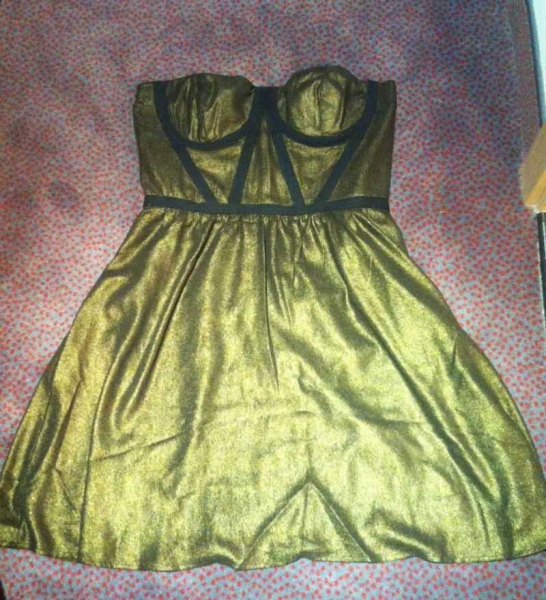 Goldenes schimmerndes Silvesterkleid Partykleid Asos