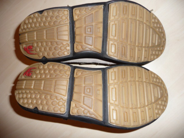 chung shi AuBioRiG Rückenschuhe bzw. Trainingsschuhe (vergleichbar mit MBT Schuhen) NP 189,90 €