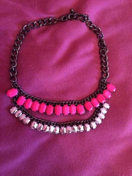 Statment kette mit pink