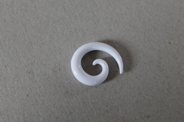 6mm Dehnschnecke in weiß (Piercing)