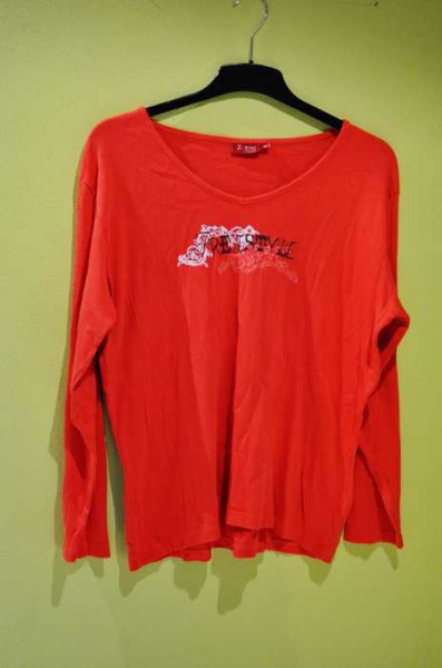 Langärmliges T-Shirt