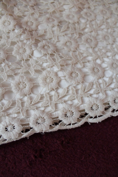 Wunderschöner Cremefarbener Rock von Promod