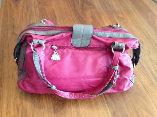 interessante gestreifte Tasche