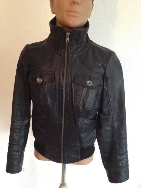 Only / schwarze Lederjacke
