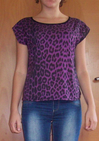 lila schwarzes T- Shirt Leopardenmuster Primark / Atmosphere 