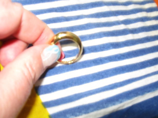 *** Neu ~ Chic ~ Ring ***