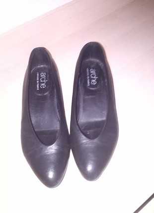 Schwarze Pumps, Vintage Pumps, arche