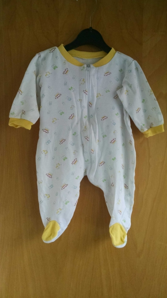 Niedlicher Schlafanzug für Jungen und Mädchen Gr. 56/62