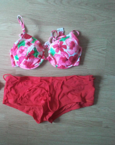 Bikini mit Blumenmuster