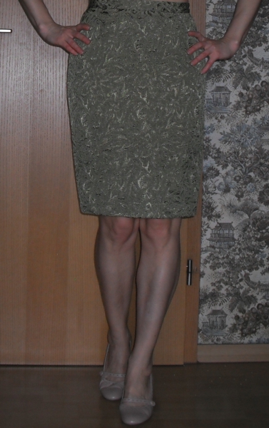 Smarter Business-Style Bleistiftrock in knieumspielender Länge