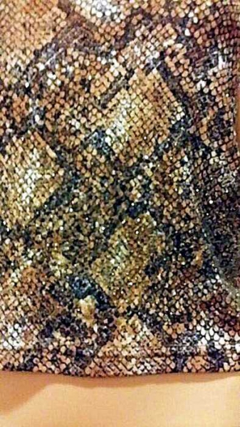 Wunderschöne Edel Top mit Schlangenmuster und Streisssteichen / PSSSY/ Les Possedes