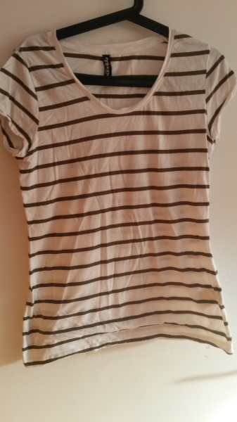 NEU! gestreiftes T-shirt