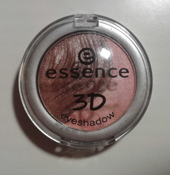essence 3D eyeshadow  Farbe 11 - irresistible fox-trott