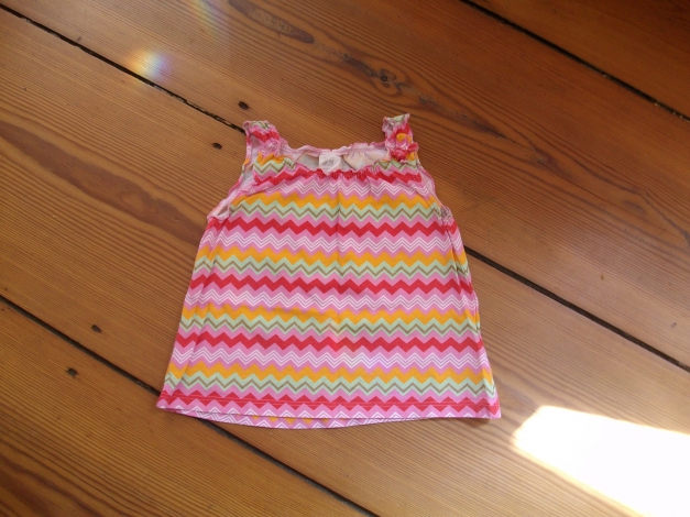 Neuw. Süsses Tunika Top Shirt H&M Gr. 80 grafsches Muster Sommer Top