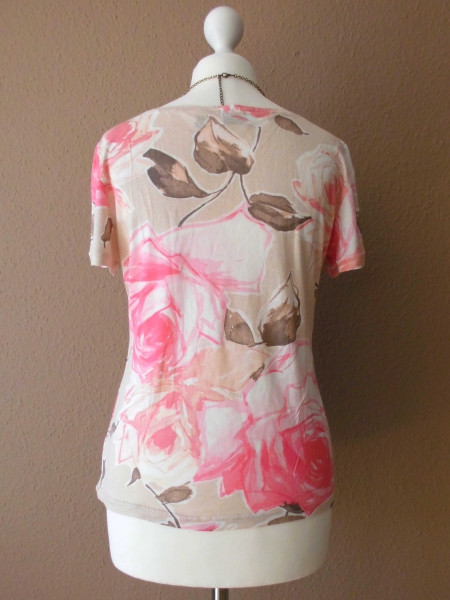 Süßes Shirt mit Rosenprint / Gr. 38