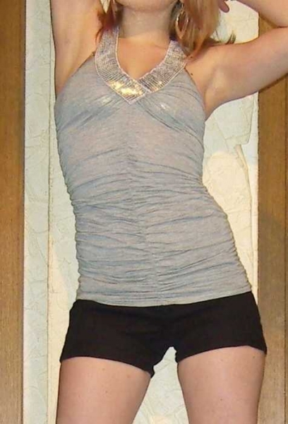Top gerafft, Gr. 32, grau silber, Pailletten