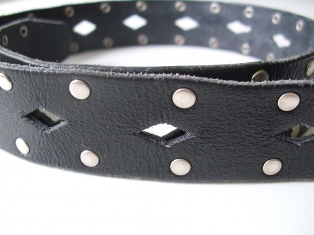 Damen Ledergürtel mit Nieten