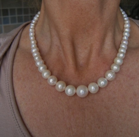 Süßwasserperlenkette dicker werdend neu