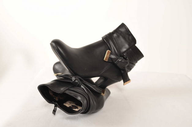 Stiefelette ModeQueen mit Schleife Schwarz gefüttert hoher Absatz