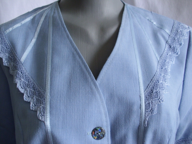 Damenbluse blau Größe M