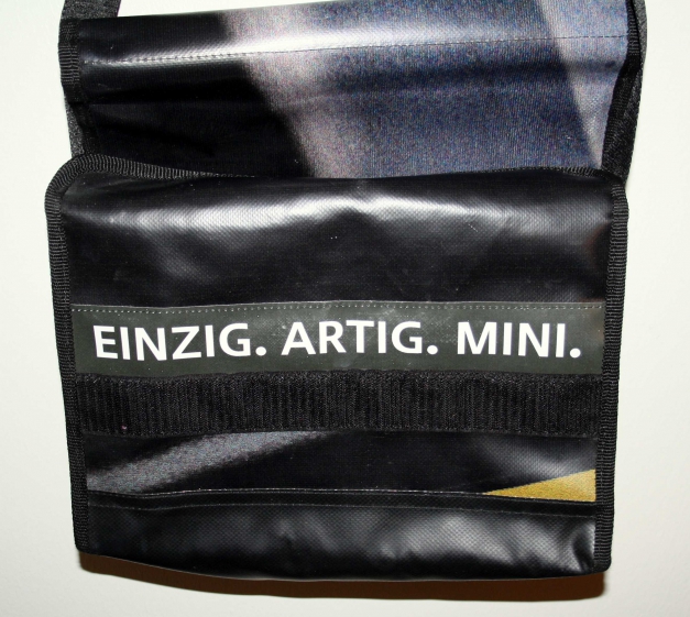 Mini Tasche BMW gelb Plane Planentasche Mini Cooper Umhängetasche Autogurt LKW Plane Hack Taschen