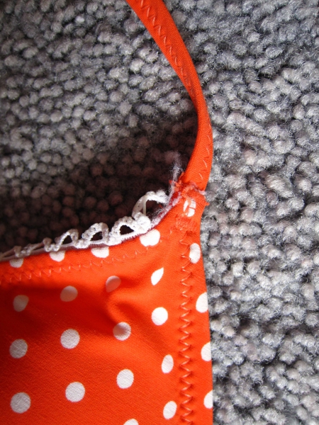 Bikini Oberteil orange-gepunktet